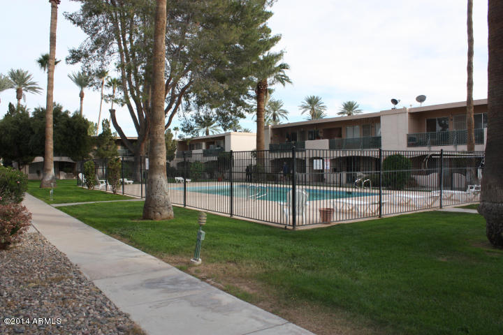 240 Old Litchfield Road, Unit 106 Litchfield Park, AZ 85340 - Photo 28 of 33 20140202012159925631000000-o