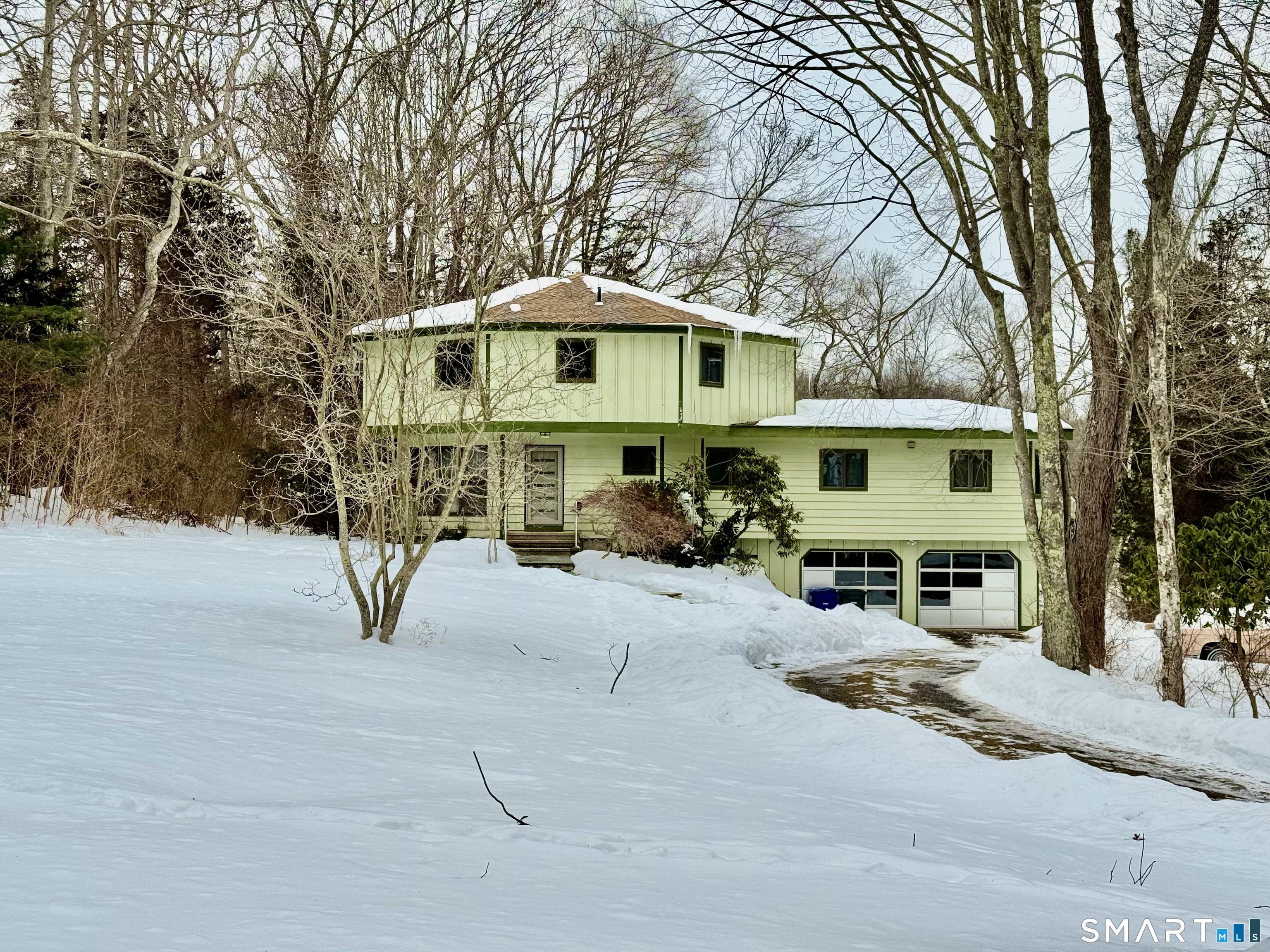 25 Coachman Pike Ledyard, CT 06339 - Photo 4 of 37