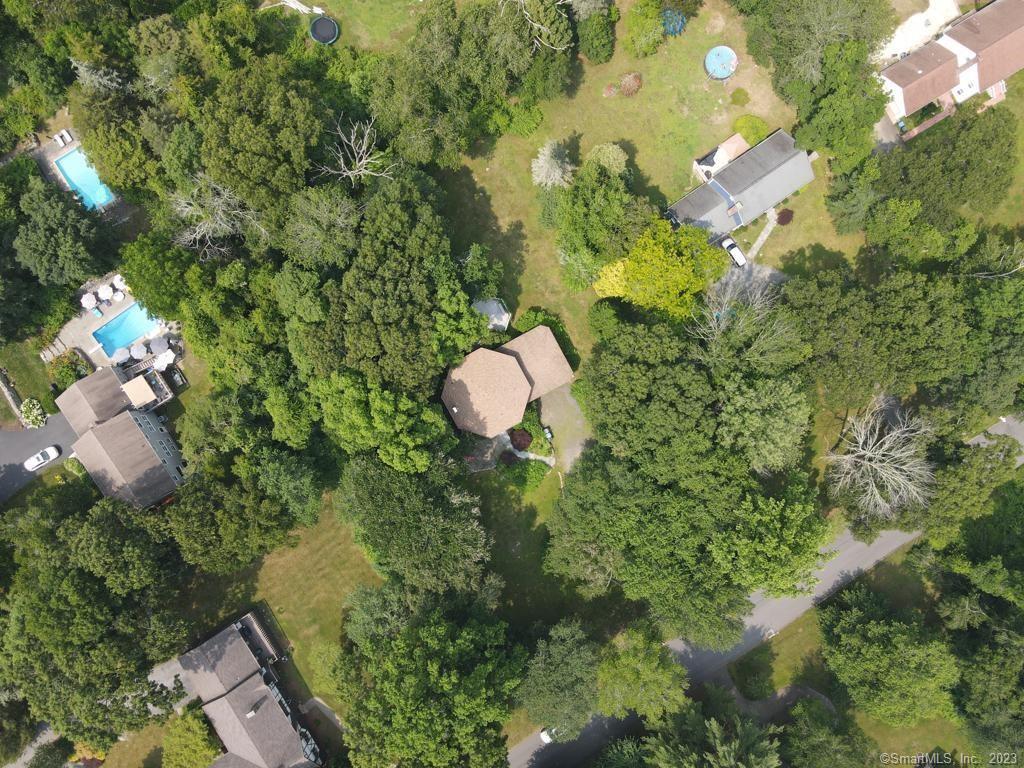 25 Coachman Pike Ledyard, CT 06339 - Photo 6 of 37