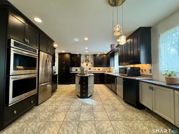 $525,000 | 25 Coachman Pike, Ledyard, CT 06339