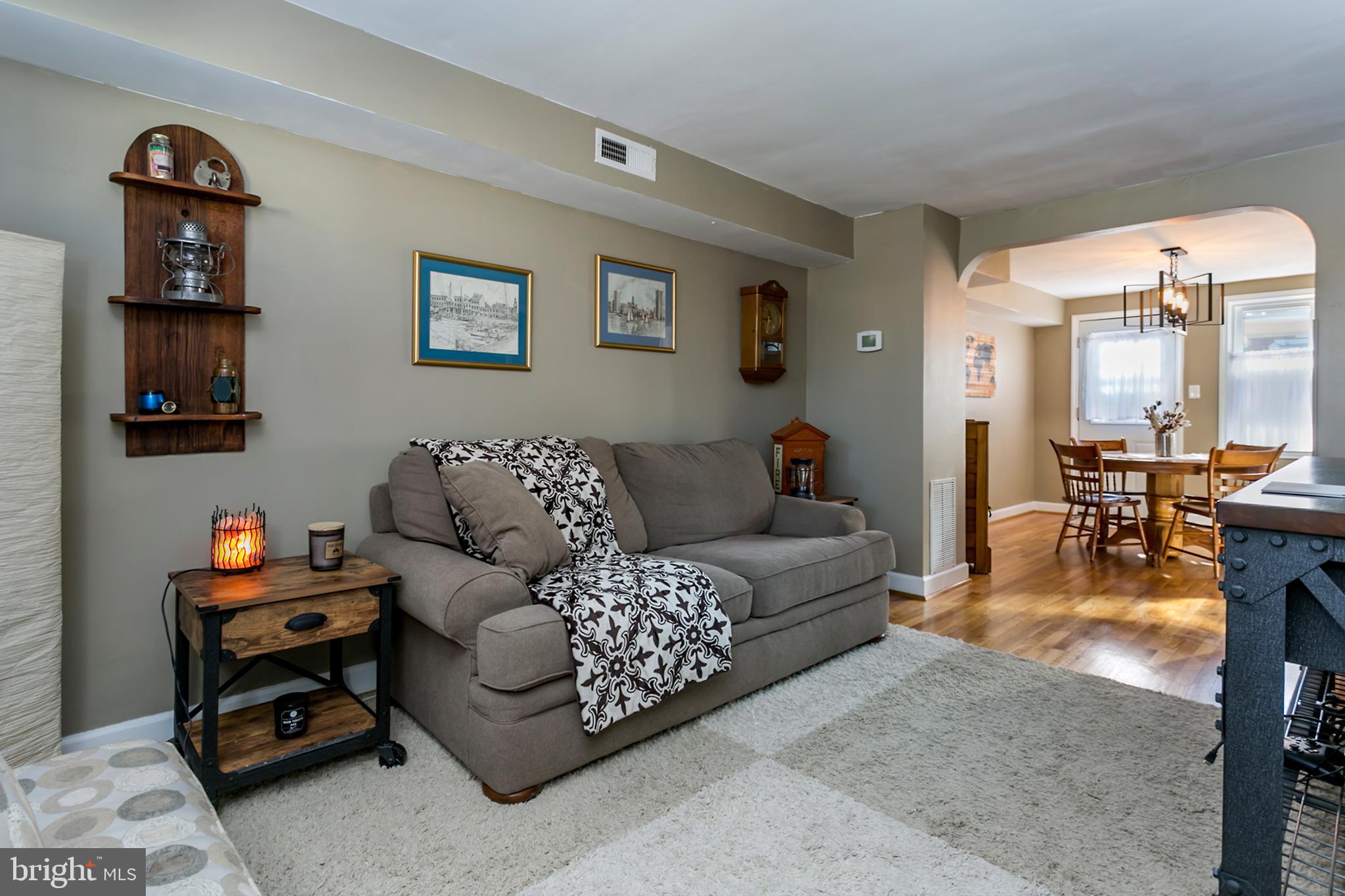 3727 Clarenell Road Baltimore, MD 21229 - Photo 4 of 22 Walk into your warm and welcoming living room.