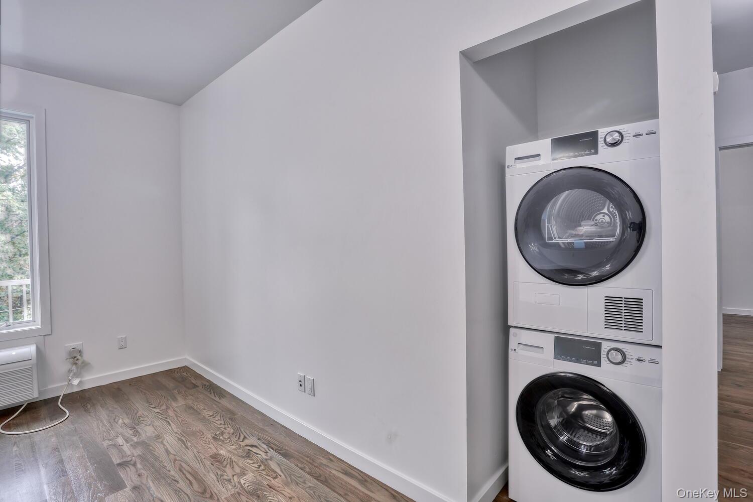 962 Rte 9W, Unit 305 Congers, NY 10920 - Photo 17 of 24 A personal washer and dryer inside the apartment. No need to go to a common laundry room!