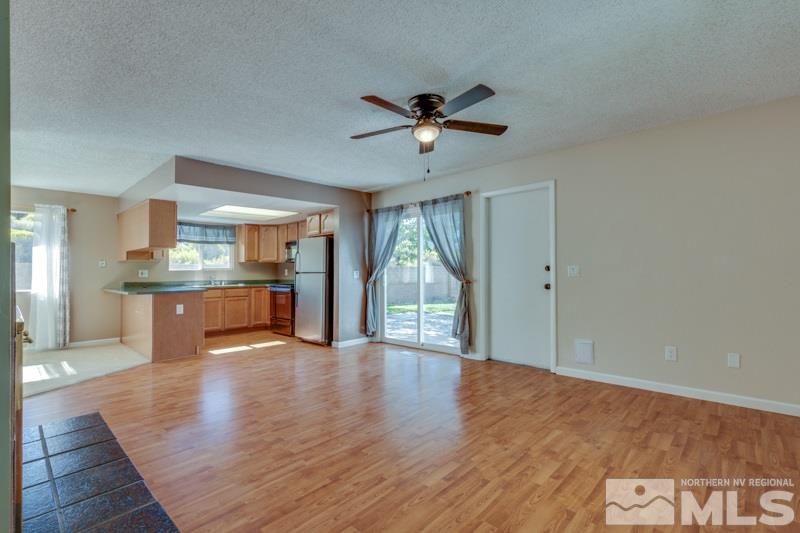 60 Count Fleet Court Reno, NV 89502 - Photo 5 of 36 Photo 5