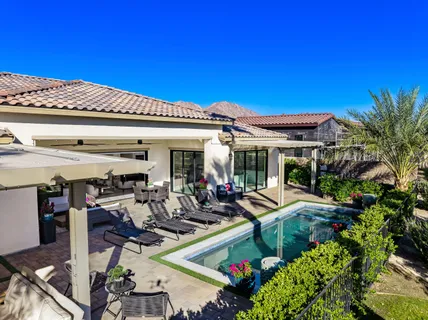 a view of a house with porch