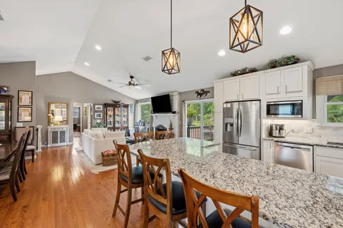 $789,900 | 843 Percy Warner Boulevard, Nashville, TN 37205