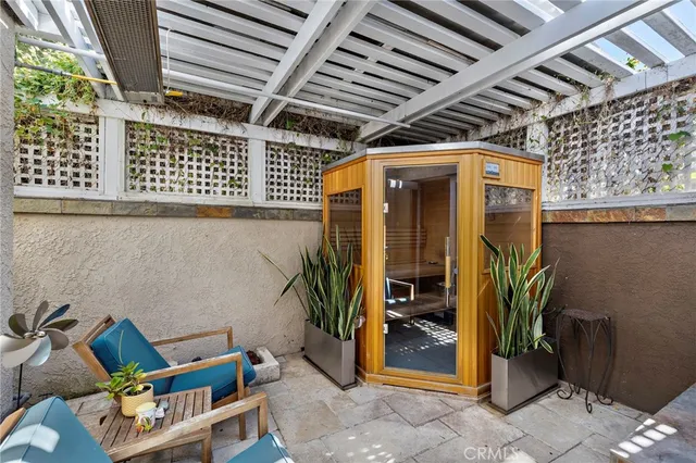 a view of outdoor space