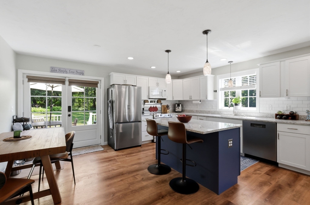 12 Cliff Street Worcester, MA 01607 - Photo 17 of 42
