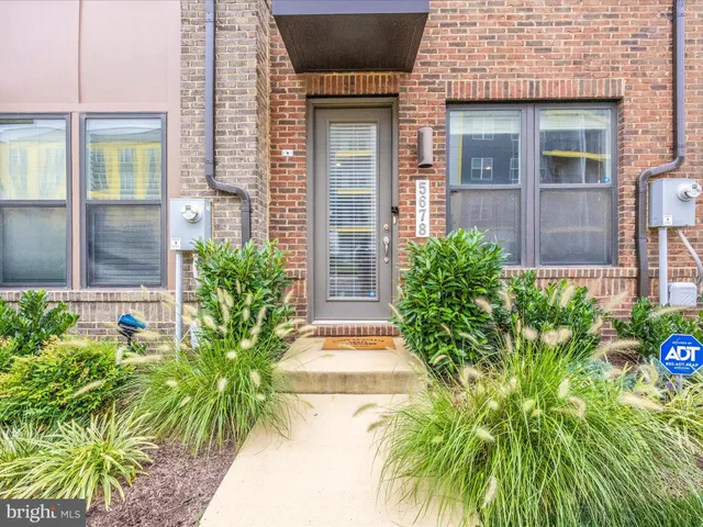 $560,000 | 5678 Little Branch Run, Hyattsville, MD 20782