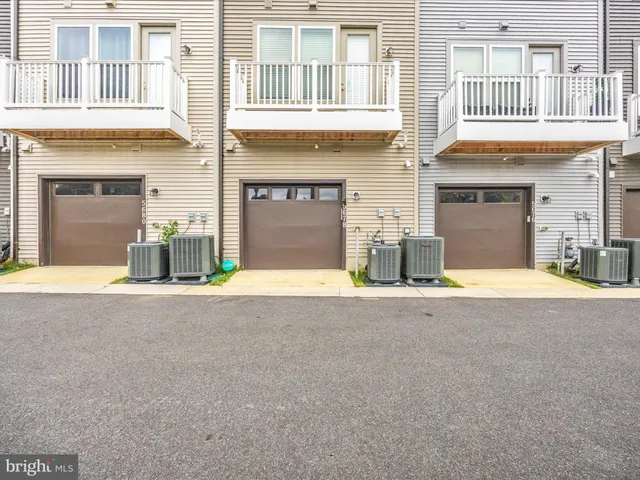 $560,000 | 5678 Little Branch Run, Hyattsville, MD 20782