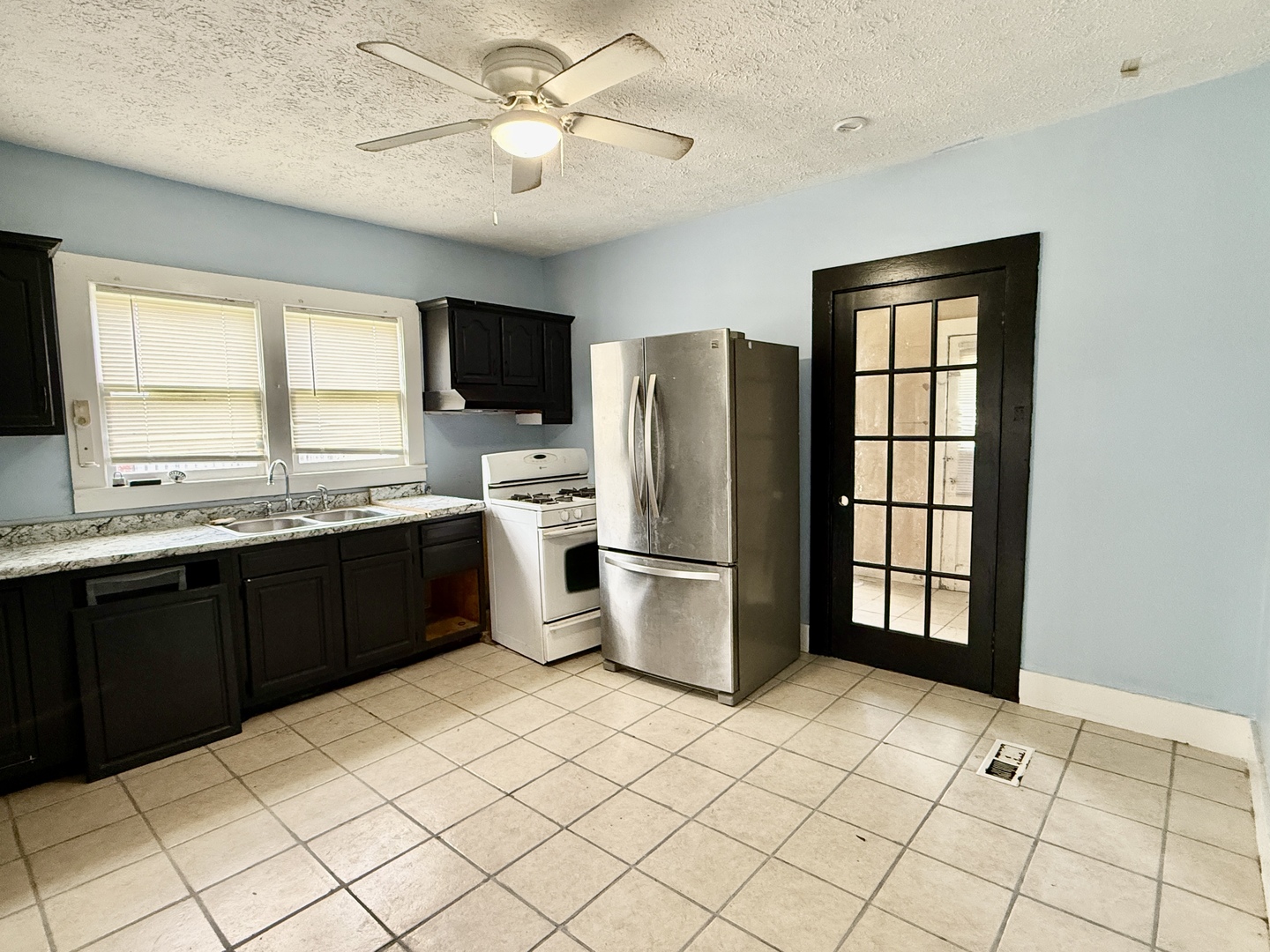 203 West 12th Street Metropolis, IL 62960 - Photo 7 of 26