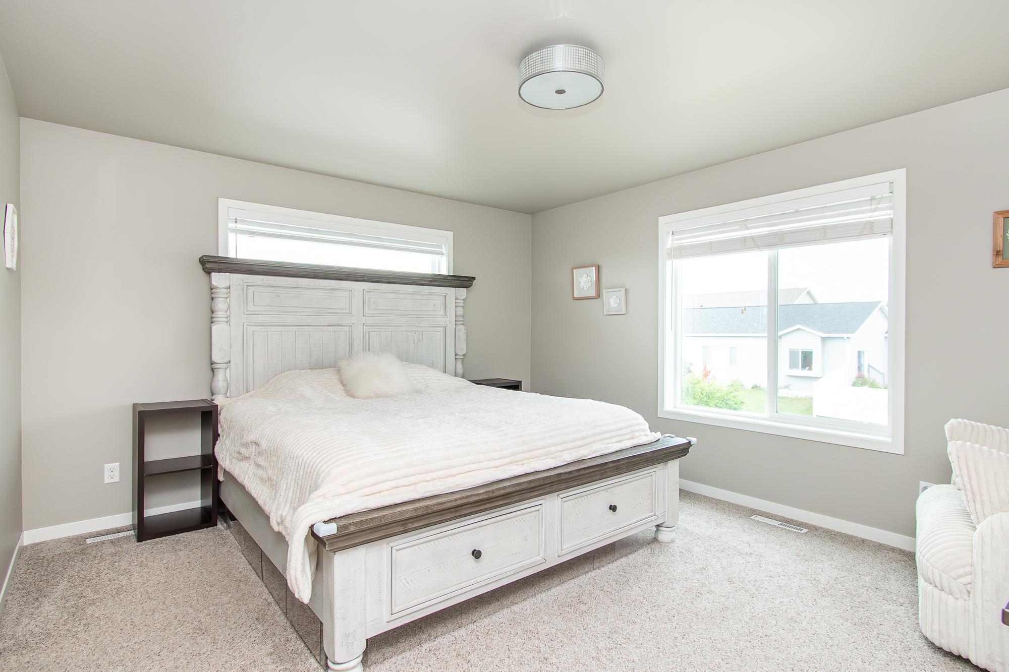 5752 58th Street South Fargo, ND 58104 - Photo 24 of 50