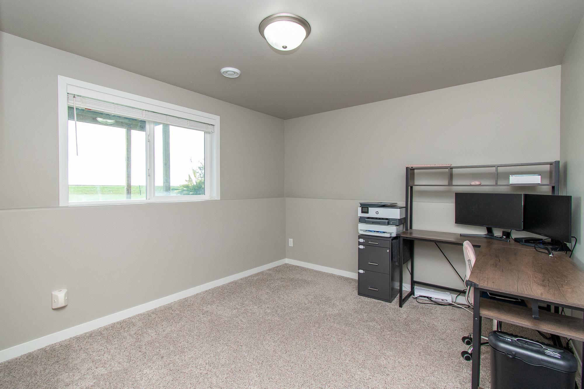 5752 58th Street South Fargo, ND 58104 - Photo 34 of 50