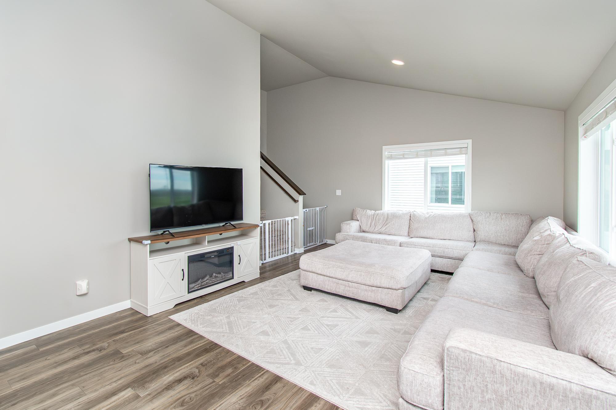 5752 58th Street South Fargo, ND 58104 - Photo 8 of 50