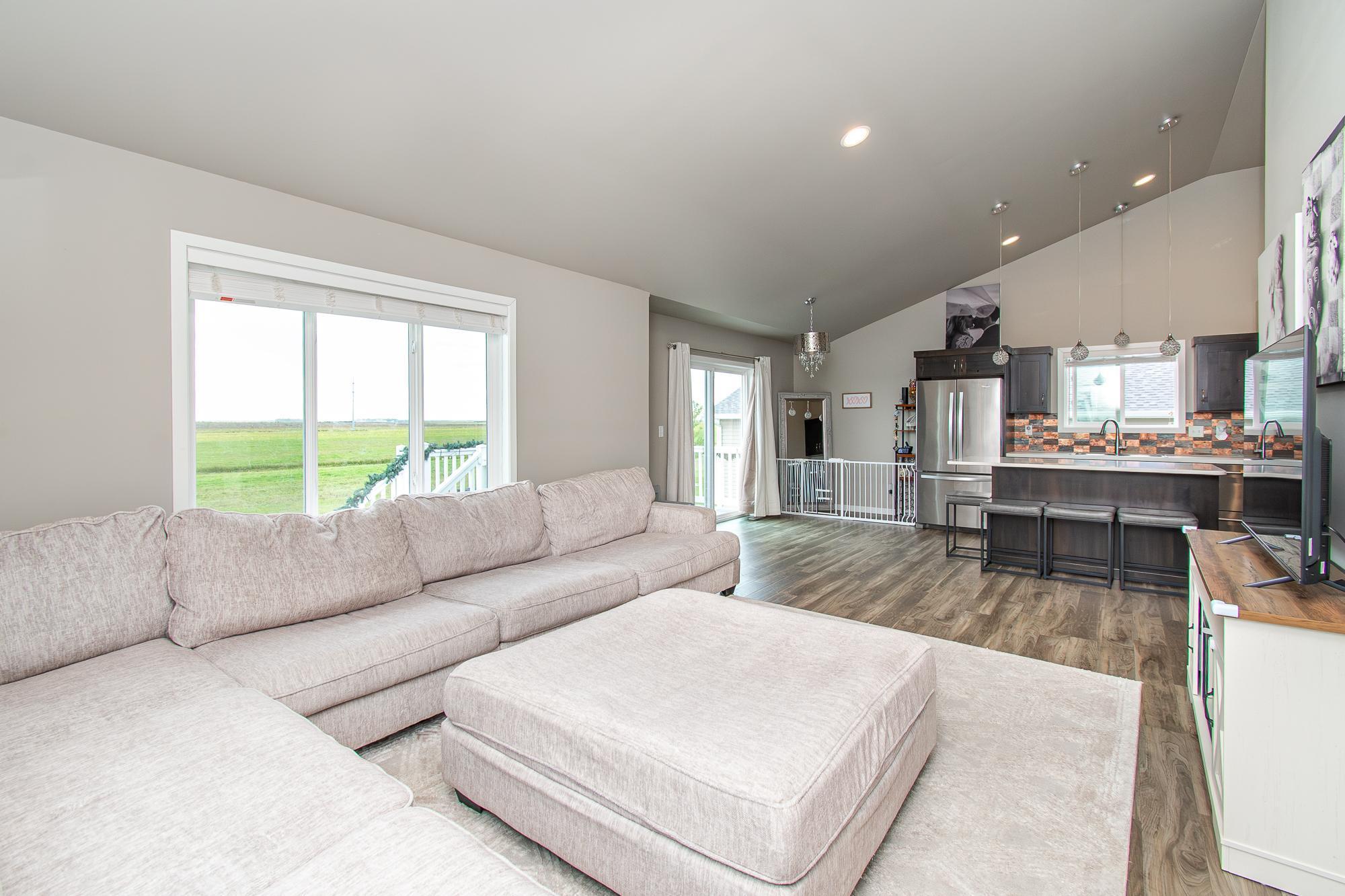 5752 58th Street South Fargo, ND 58104 - Photo 10 of 50