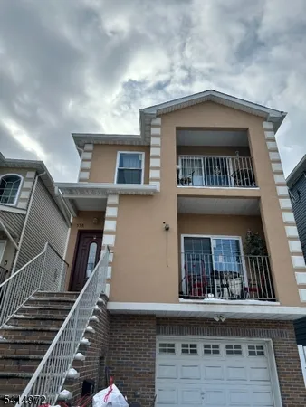 $2,800 | 558 Broadway, Elizabeth Port, NJ 07206
