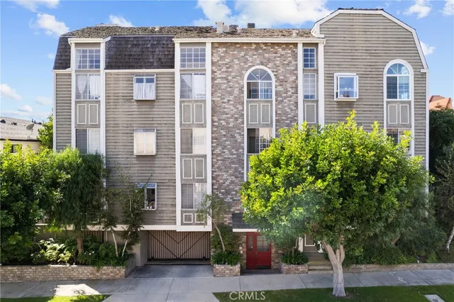 $3,880 | 1601 Hilts Avenue, Unit 3, Los Angeles, CA 90024