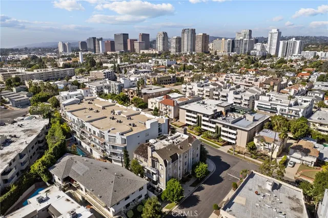 $3,880 | 1601 Hilts Avenue, Unit 3, Los Angeles, CA 90024