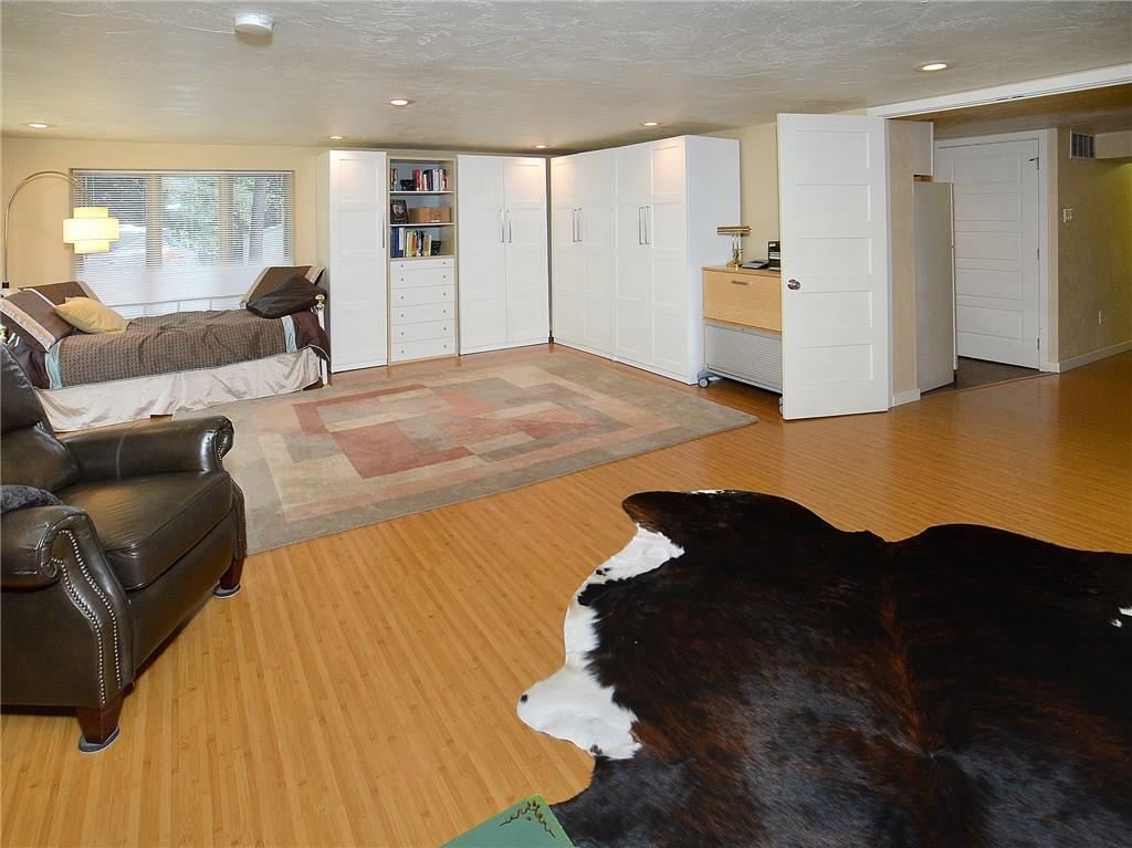 3536 Ridgewood Drive Pittsburgh, PA 15235 - Photo 14 of 25 Gallery Image 14