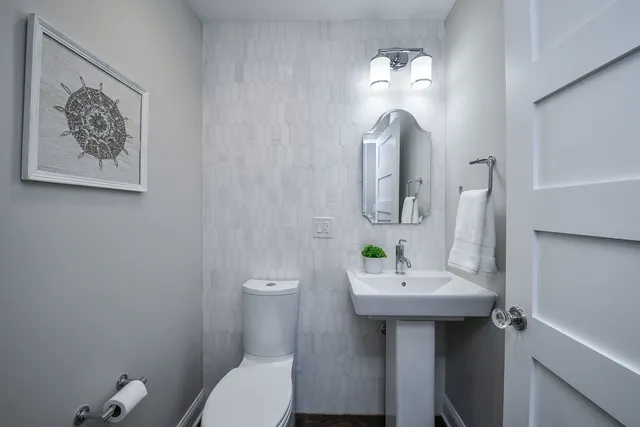 $1,475,000 | 520 Anthony Street, Unit 520, Glen Ellyn, IL 60137