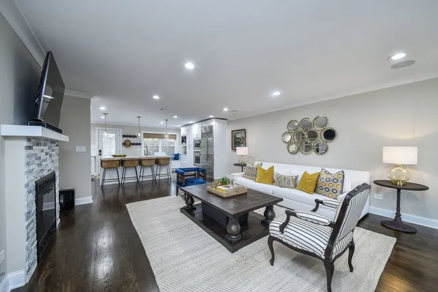 $1,475,000 | 520 Anthony Street, Unit 520, Glen Ellyn, IL 60137