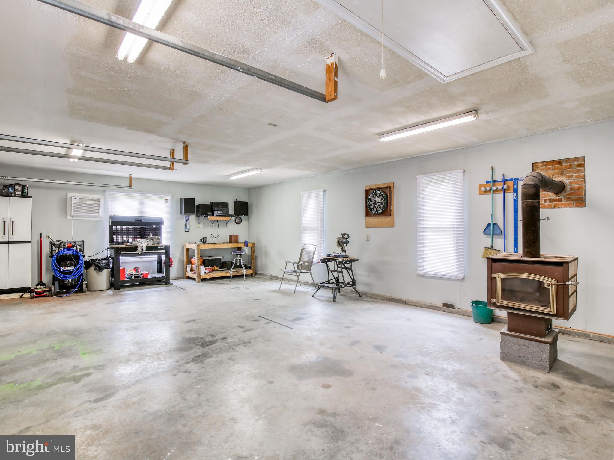 676 Welltown Road Winchester, VA 22603 - Photo 36 of 40 Gallery Image 36