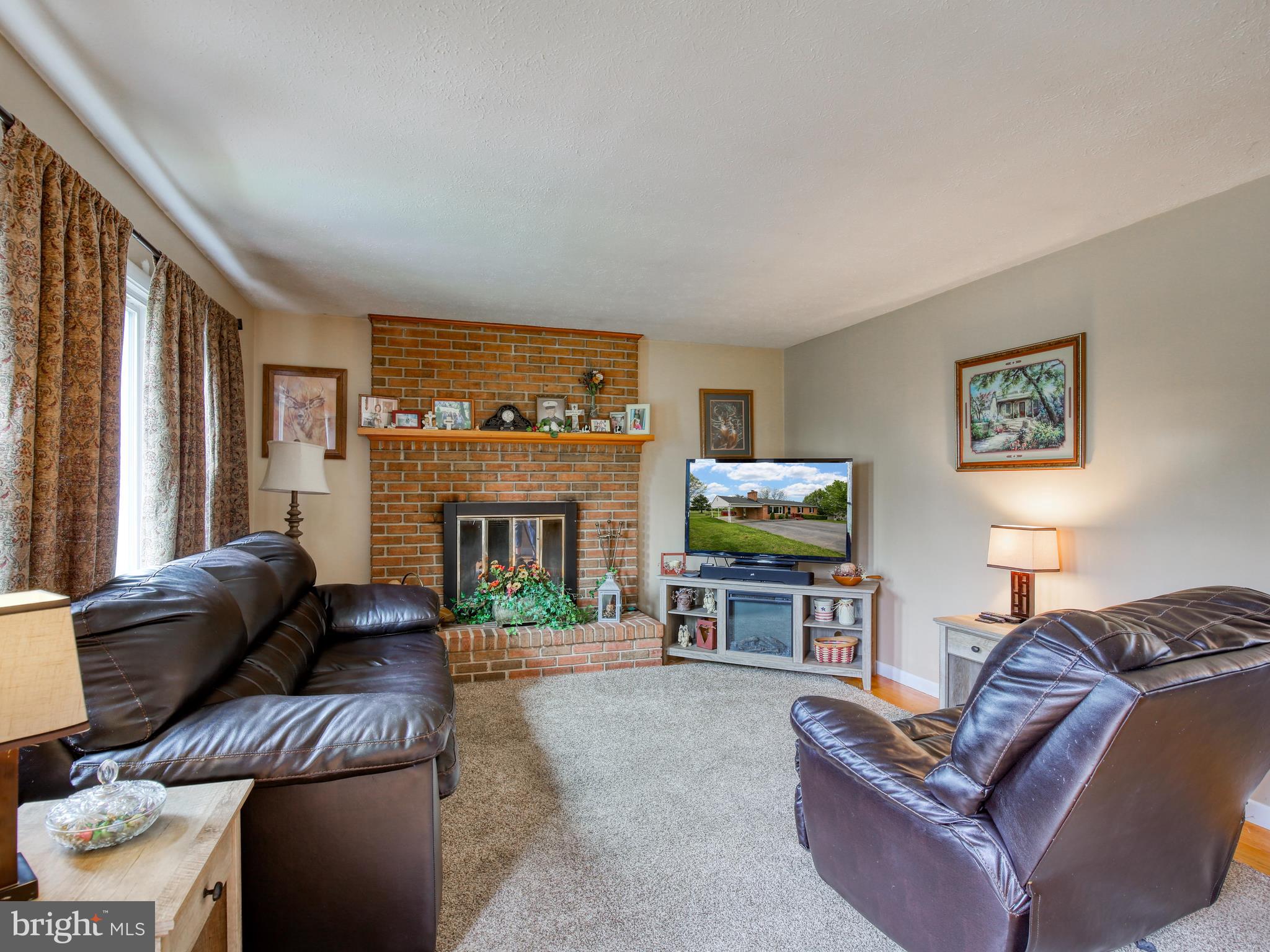 676 Welltown Road Winchester, VA 22603 - Photo 7 of 40 Gallery Image 7