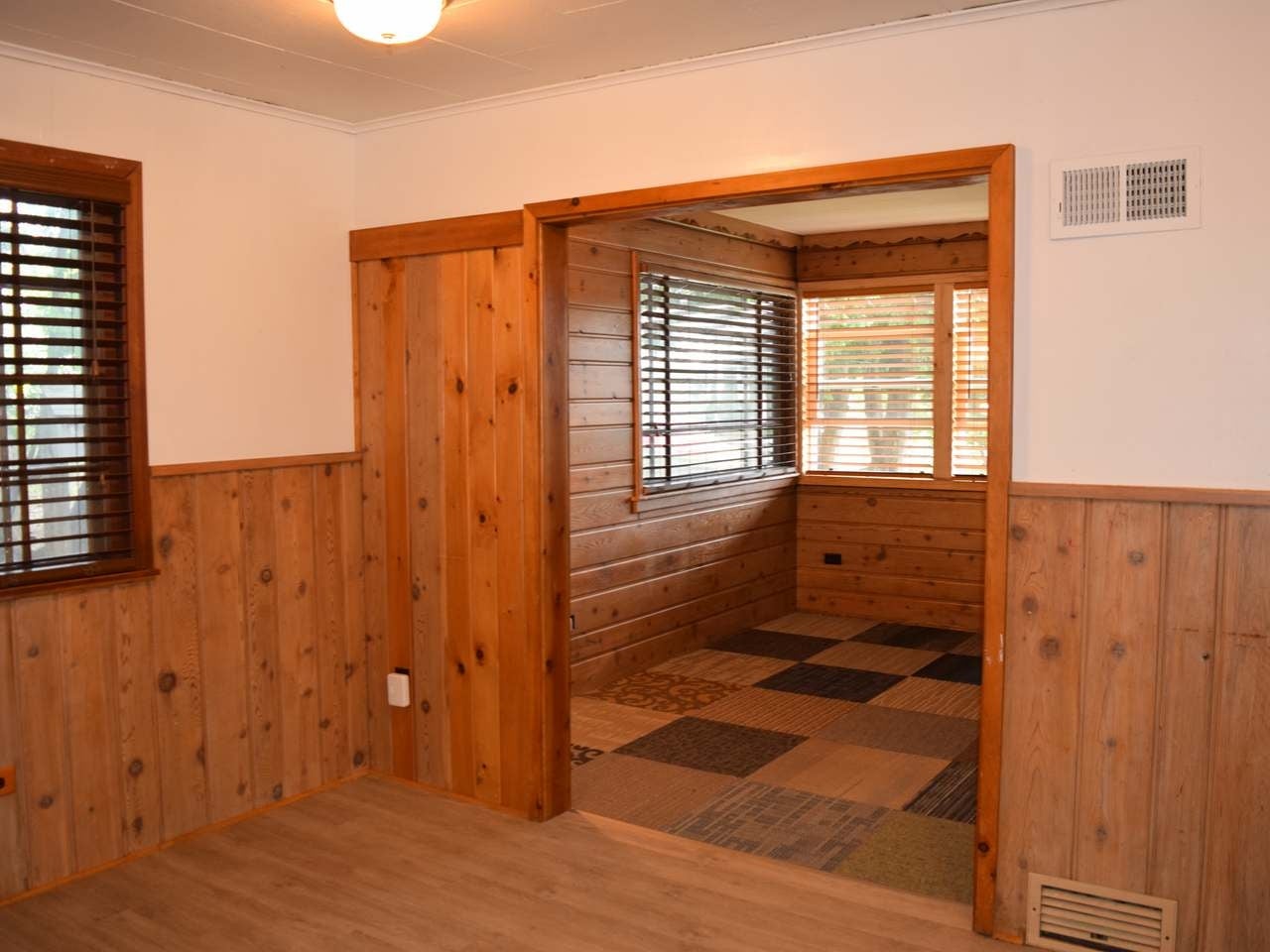214 West Frederick Street Rhinelander, WI 54501 - Photo 5 of 16 Gallery Image 5