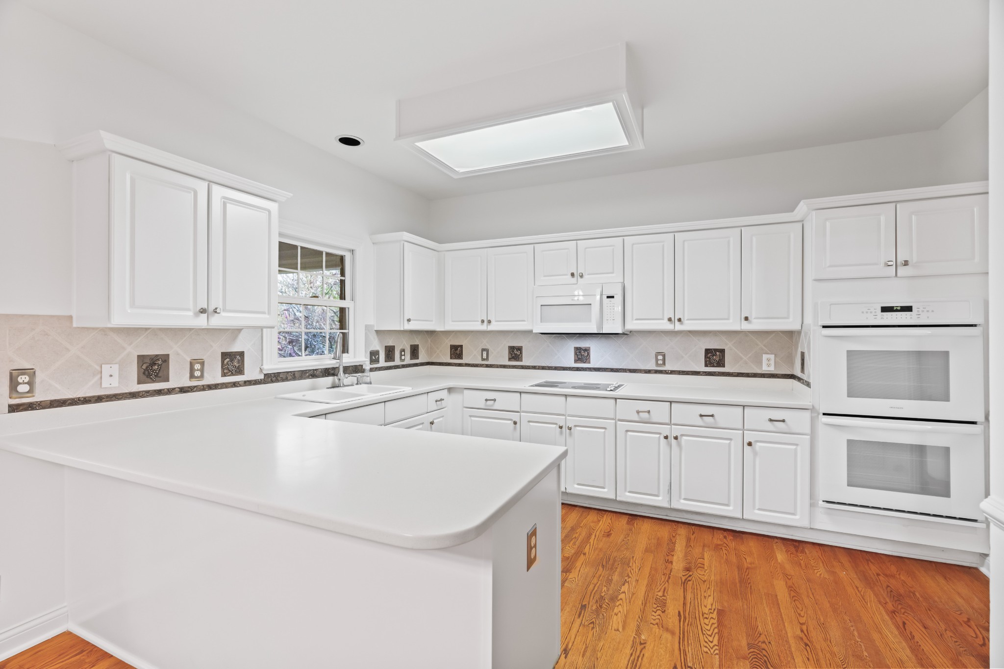 425 Doe Ridge Franklin, TN 37067 - Photo 13 of 18 Gallery Image 13