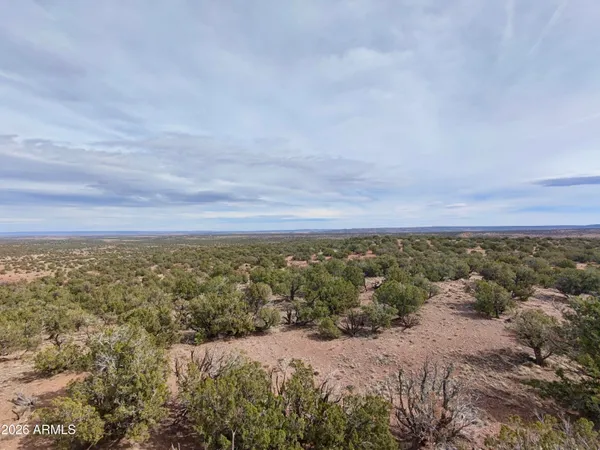$34,000 | 86 North N8433, Unit 416, Concho, AZ 85924