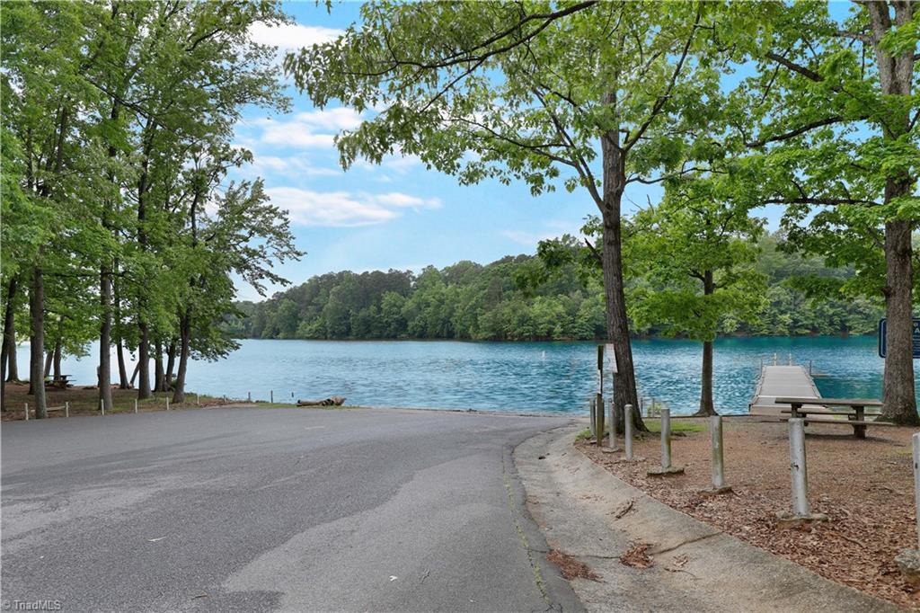 218 Doc Mcculloch Road Lexington, NC 27292 - Photo 5 of 30 HHigh Rock Lake public access nearby