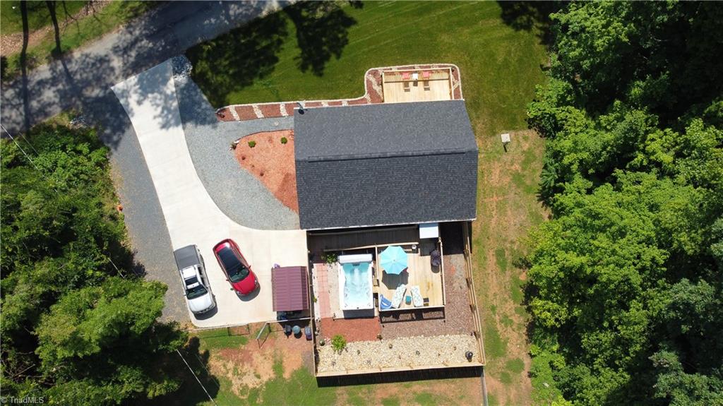 218 Doc Mcculloch Road Lexington, NC 27292 - Photo 6 of 30 Gallery Image 6