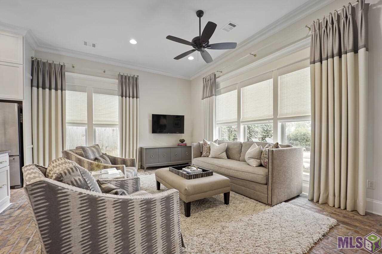 13410 Kings Ct Avenue Baton Rouge, LA 70810 - Photo 7 of 29 Gallery Image 7