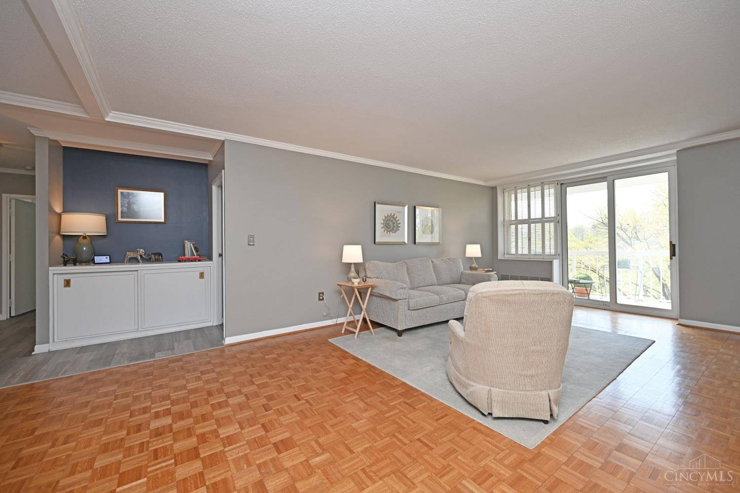 2444 Madison Road, Unit 202A Cincinnati, OH 45208 - Photo 10 of 41