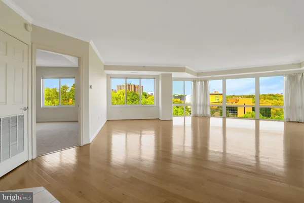 $3,000 | 3101 North Hampton Drive, Unit 711, Alexandria, VA 22302