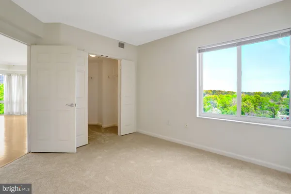 $3,000 | 3101 North Hampton Drive, Unit 711, Alexandria, VA 22302