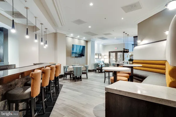 $3,000 | 3101 North Hampton Drive, Unit 711, Alexandria, VA 22302