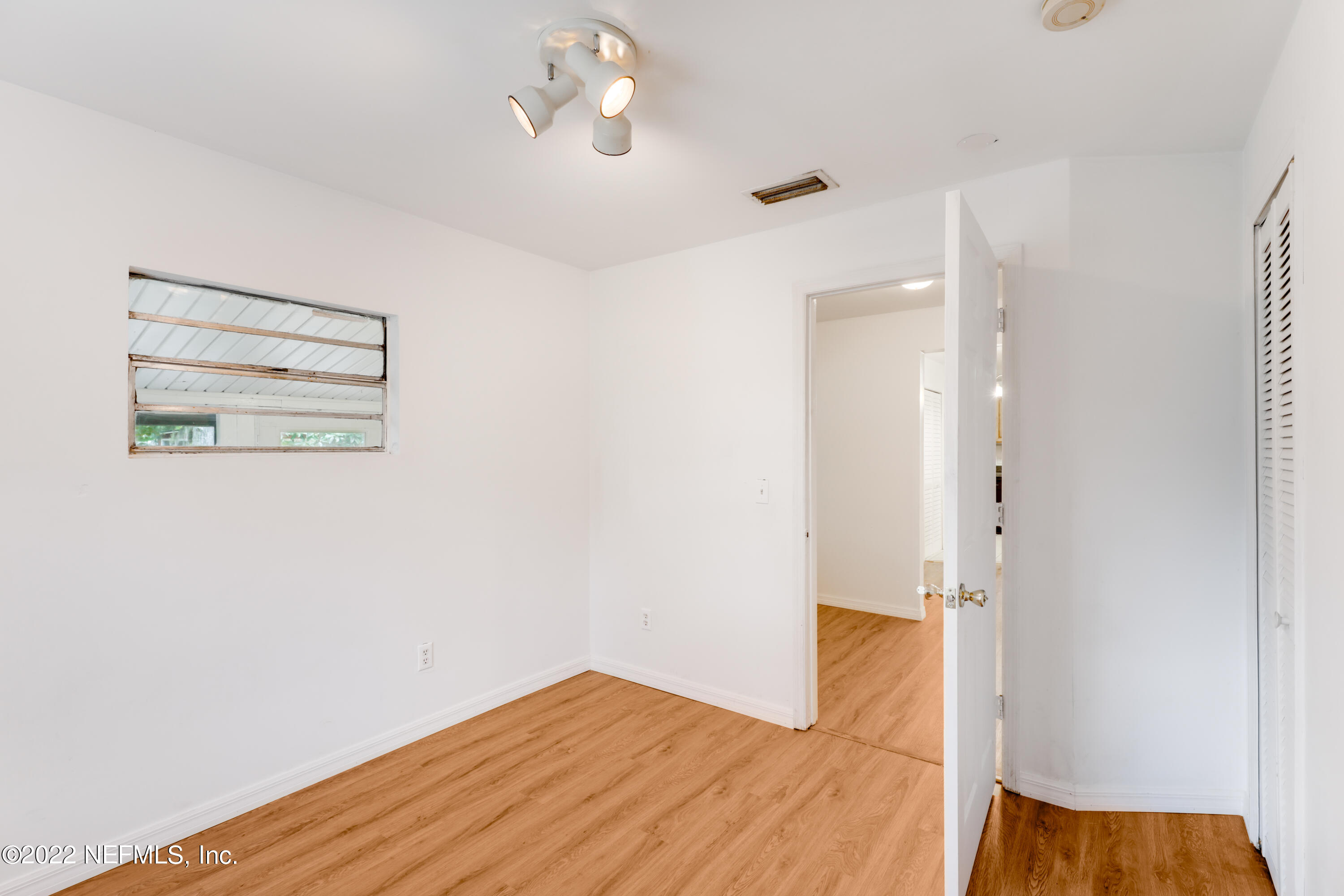 3035 Nain Road Jacksonville, FL 32207 - Photo 25 of 43 Bedroom-3