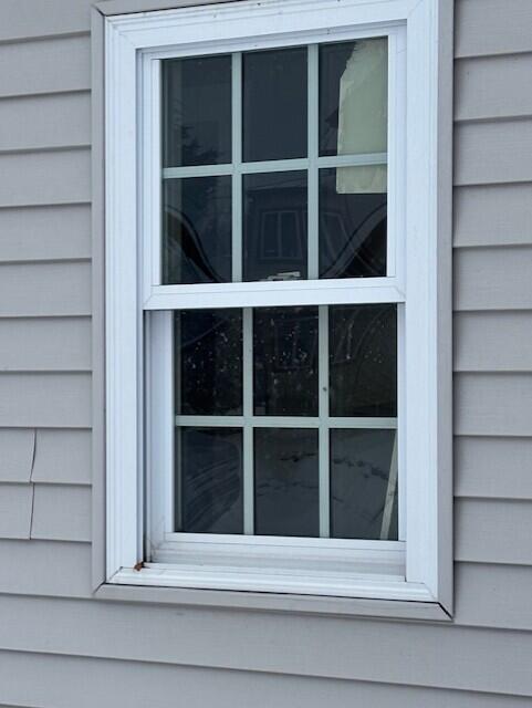 8 Chestnut Street Skowhegan, ME 04976 - Photo 3 of 17 New Windows