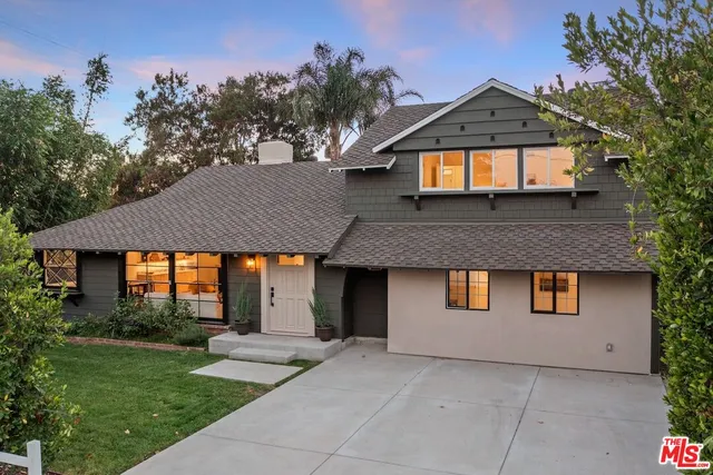 $1,499,999 | 7401 Costello Avenue, Van Nuys, CA 91405