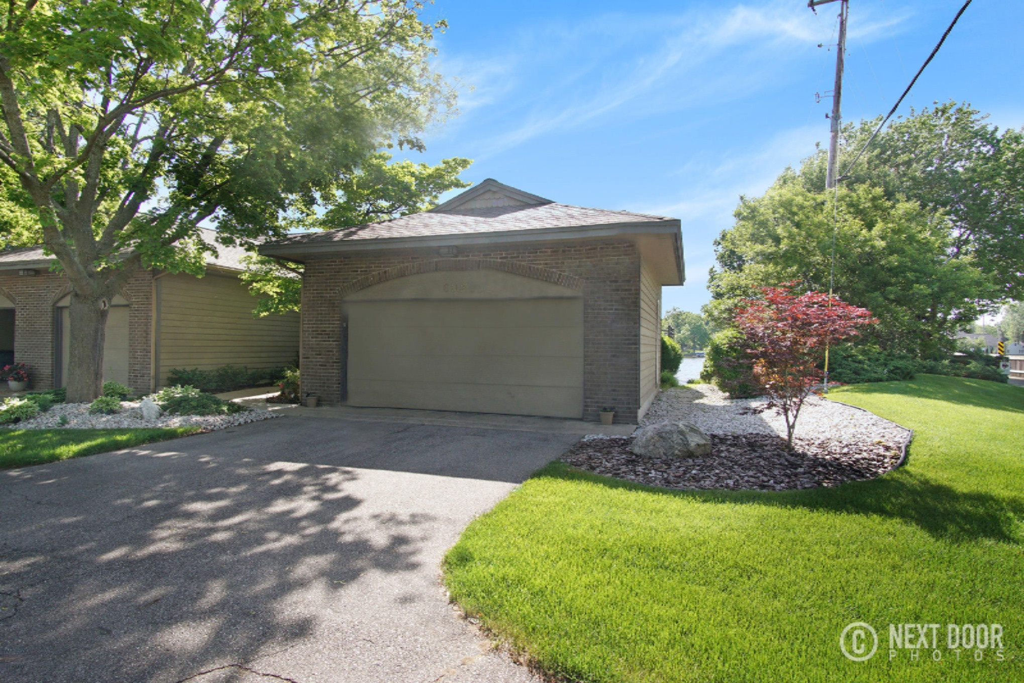 602 Edgewater Court Spring Lake, MI 49456 - Photo 1 of 46 DSC02902 I