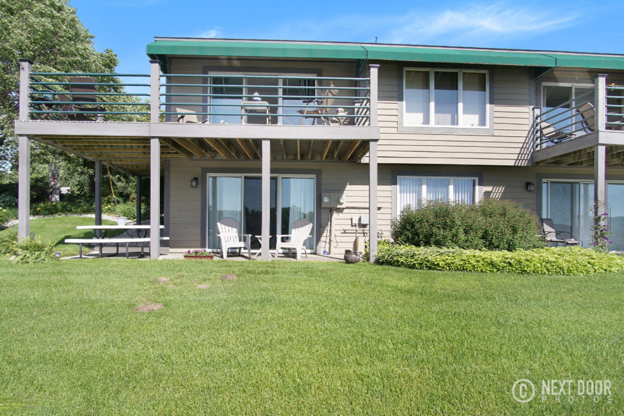 602 Edgewater Court Spring Lake, MI 49456 - Photo 8 of 46 DSC02890