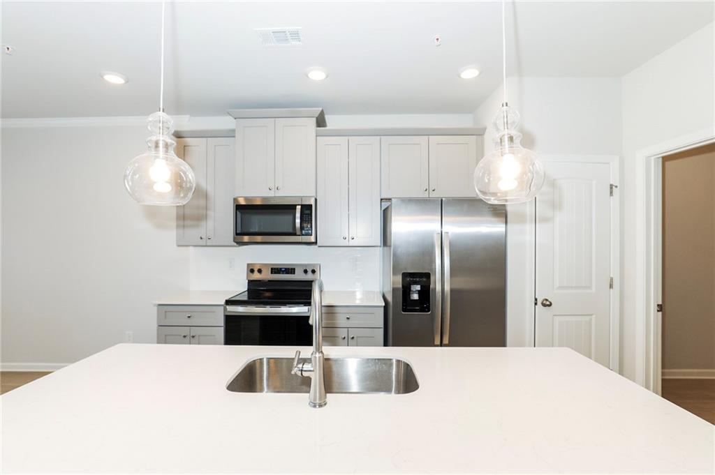 8143 Tiger Way Riverdale, GA 30296 - Photo 8 of 18