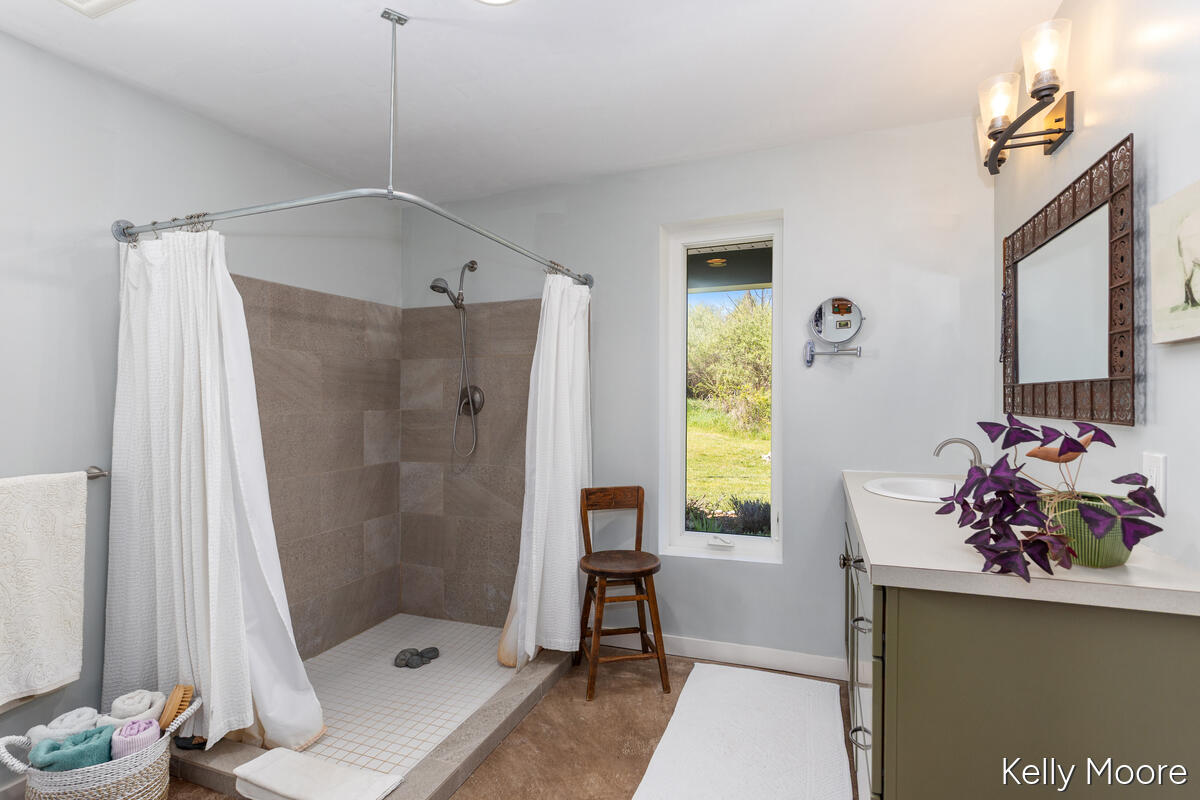 11117 West Snows Lake Road Greenville, MI 48838 - Photo 21 of 30