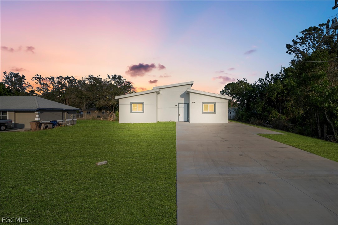 424 Alabama Road South Lehigh Acres, FL 33936 - Photo 4 of 28