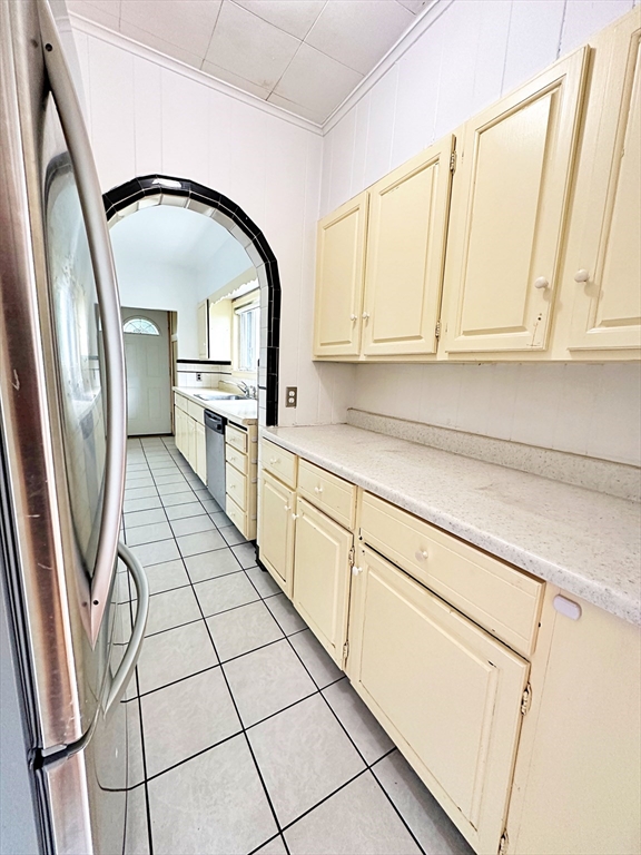 11 Puritan Road Somerville, MA 02145 - Photo 18 of 33