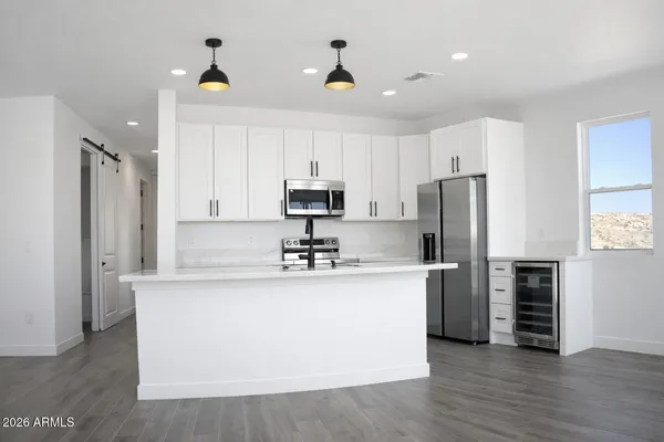 $640,000 | 142 Dunn Drive, Page, AZ 86040