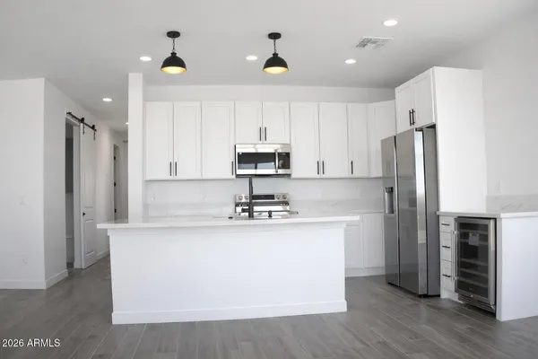 $640,000 | 142 Dunn Drive, Page, AZ 86040