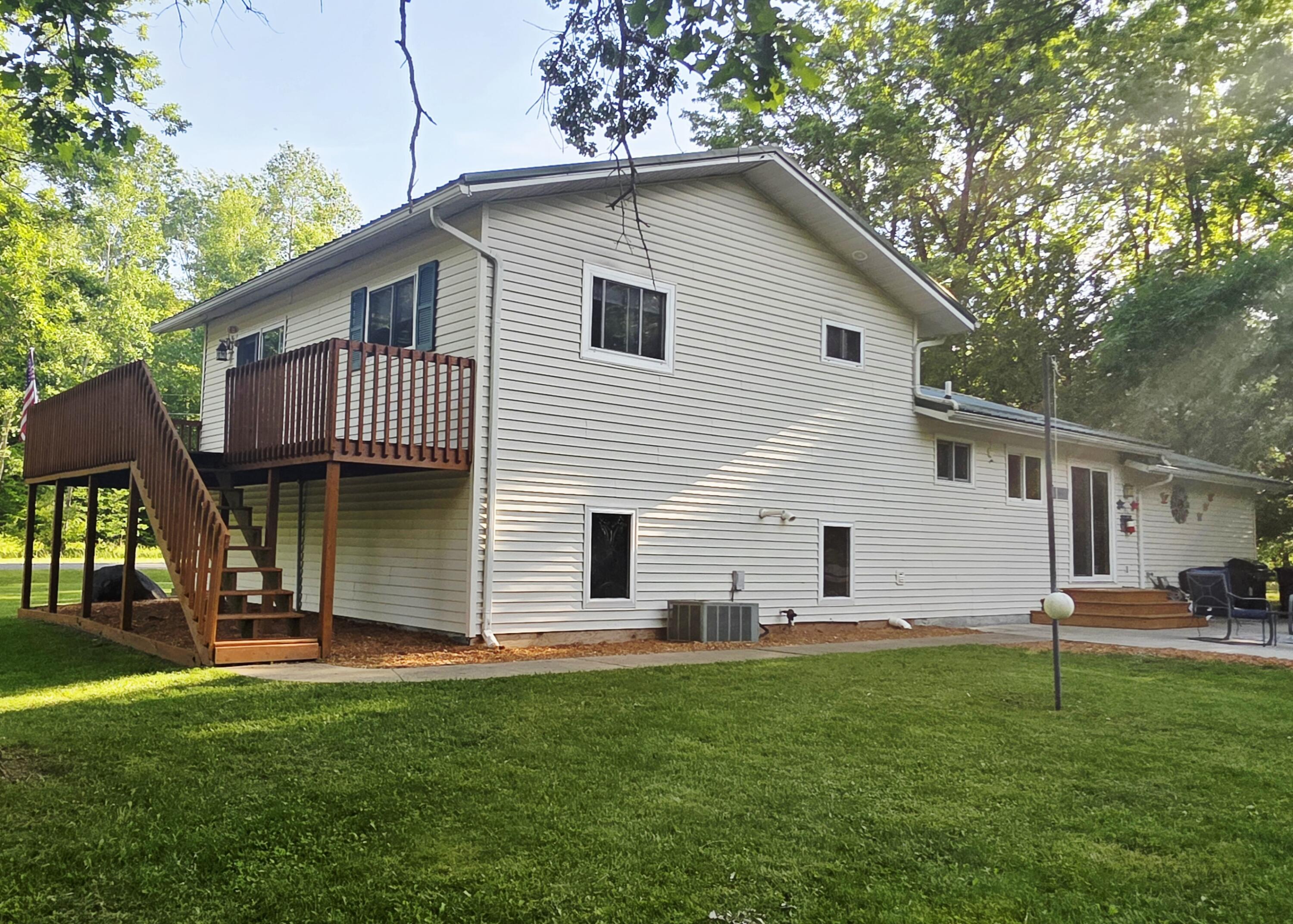 2790 West Wing Road Mount Pleasant, MI 48858 - Photo 5 of 54 20260604_183524