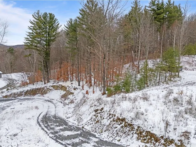 $375,000 | 8 Mins Lane, Underhill, VT 05489
