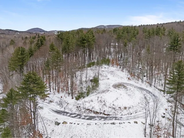 $375,000 | 8 Mins Lane, Underhill, VT 05489